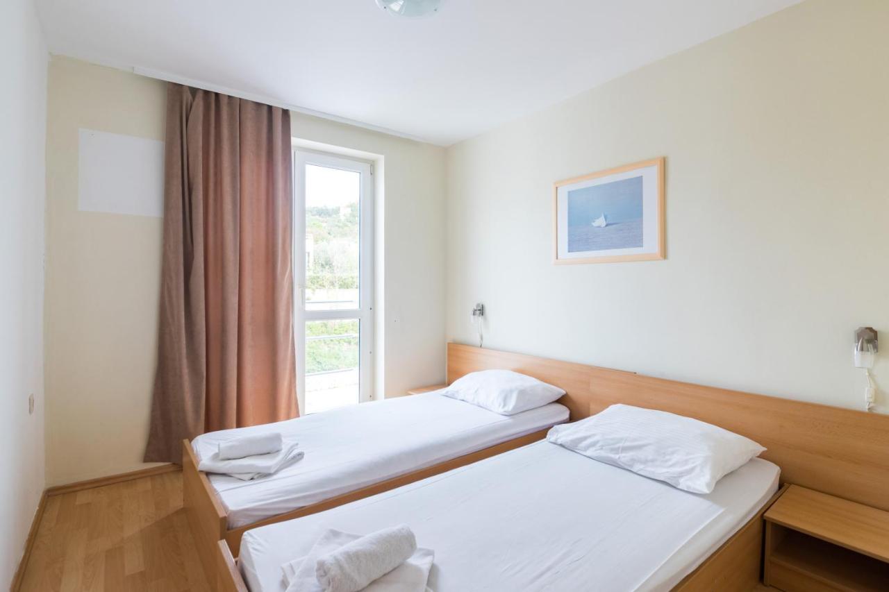 Hotel Rooms Roccia 诺维格勒达尔马提亚 外观 照片