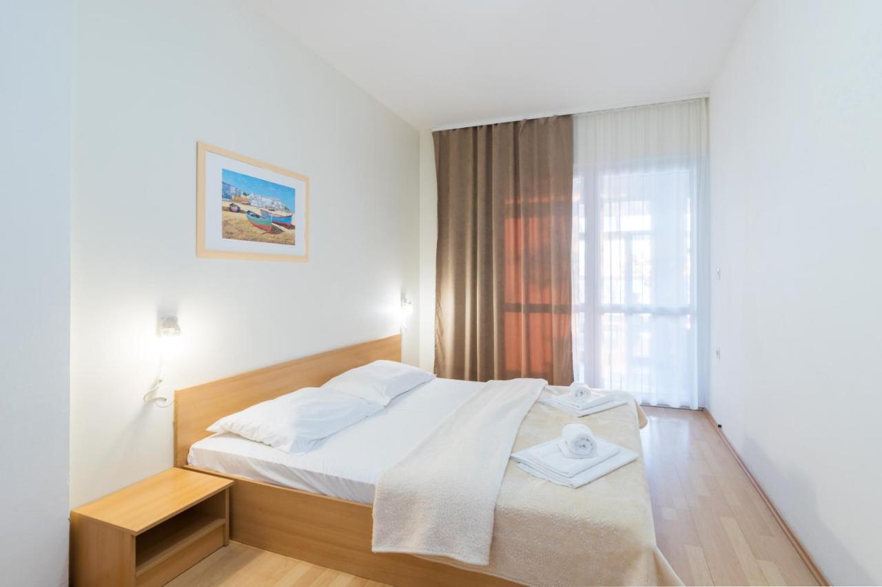 Hotel Rooms Roccia 诺维格勒达尔马提亚 外观 照片